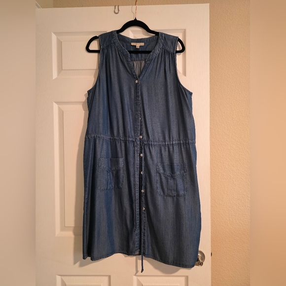 Spense Dresses & Skirts - Spense Blue Denim Midi Dress